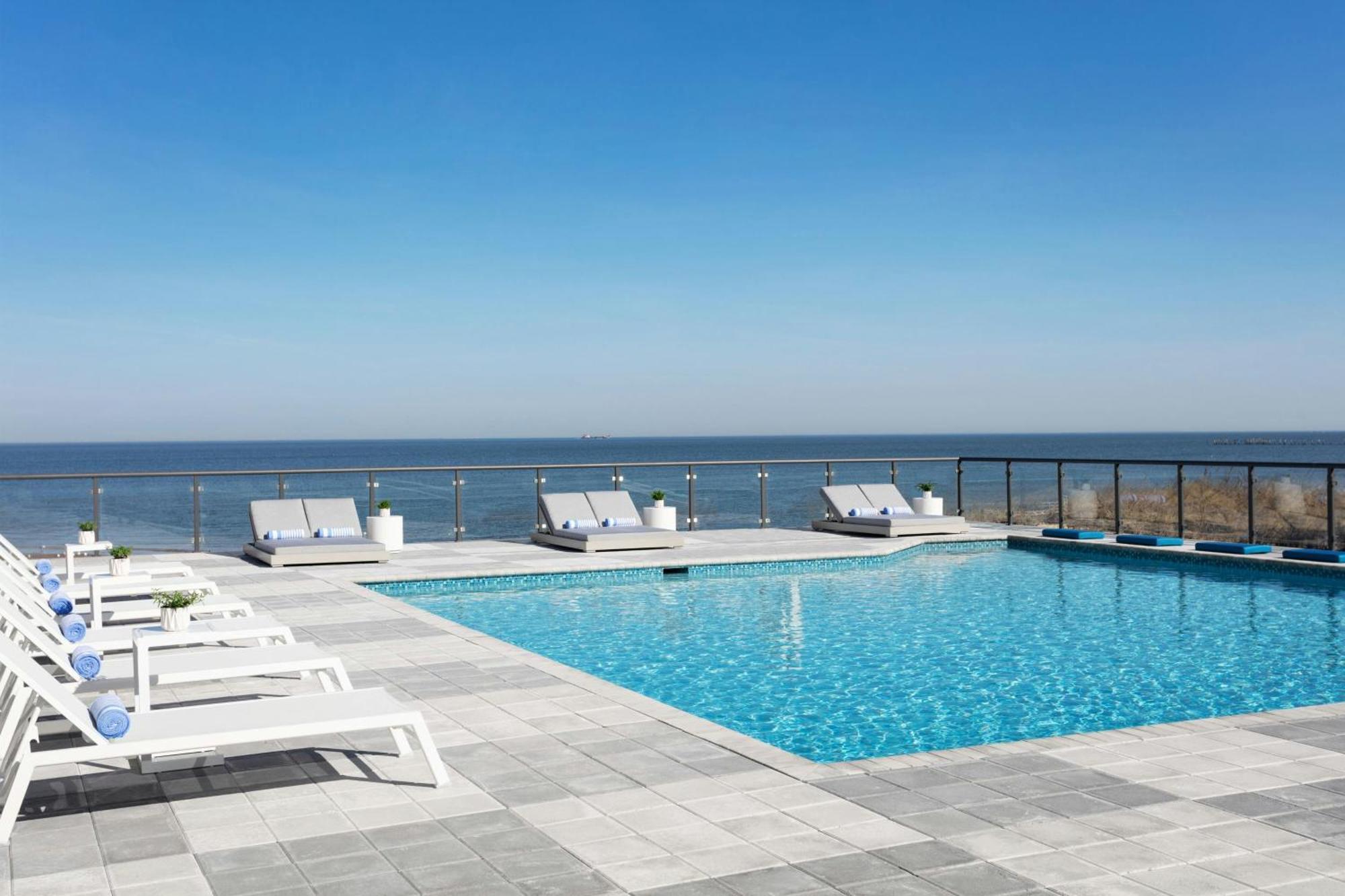 Delta Hotels By Marriott Virginia Beach Waterfront Exterior photo